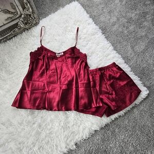Dominant Satin Lace Nighty Pajama Set. Size XL. New.